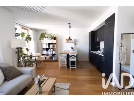 appartement à montreuil (93100)