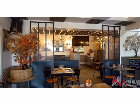 hôtel – café – restaurant avec licence iv