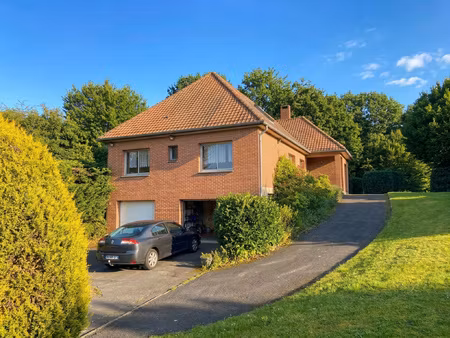 maison en brique 154 m2 hab (+annexes > 200m2) sur 2372 m2