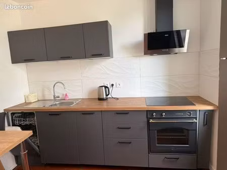 maison rénovée à neuf – 2 pièces avec terrain privatif – environnement calme