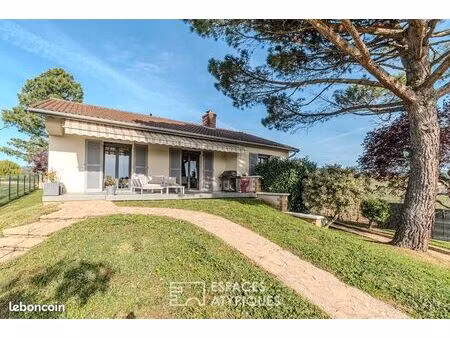 propriété 6 pièces 160 m²