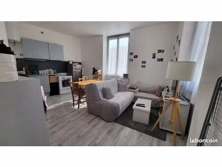 lezoux f2 centre ville