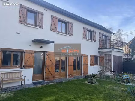 maison 4 pièces 71 m²