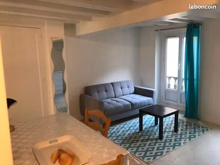 bel f2 meublé et équipé proche isat