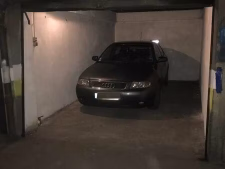 parking/box 15 m² grenoble