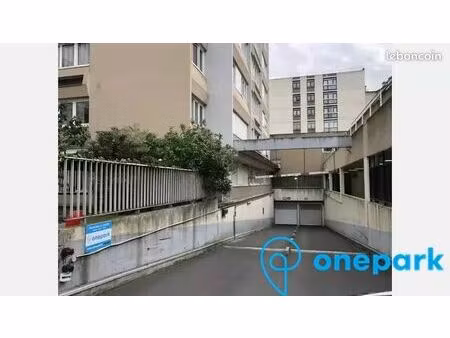 parking/box 12 m² paris 15