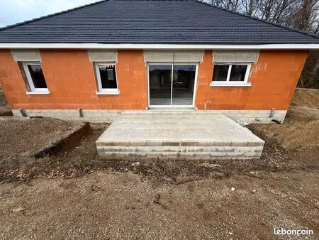 à louer maison neuve montaignac sur doutres