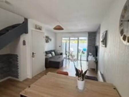 maison a louer t3 63 m² st pierre du mont 40280