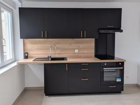 appartement rénové dans maison à briey bas