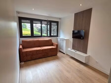 studio 19m2 refait à neuf à louer