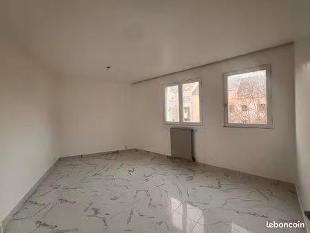 appartement 4 pièces non meublé – 81 m² – le mée-sur-seine