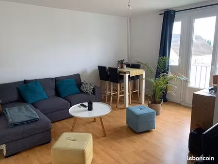 location t3 proche université