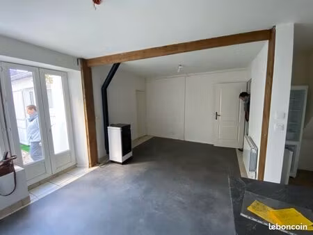 a louer - joli f3 type maisonnette