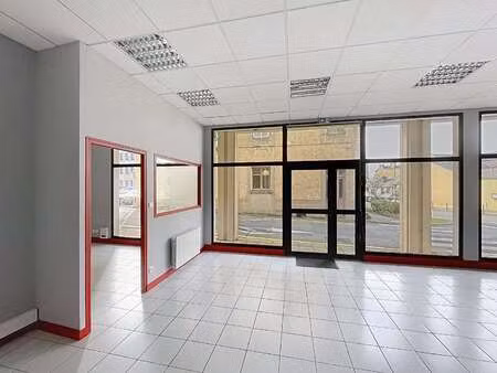 vente bureaux et commerces à redon (35600) : à vendre / 400m² redon