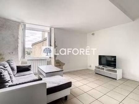 location appartement 2 pièces meublé à airvault (79600) : à louer 2 pièces meublé / 34m² a