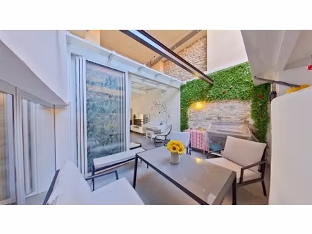 maison 10 pièces - 200 m²