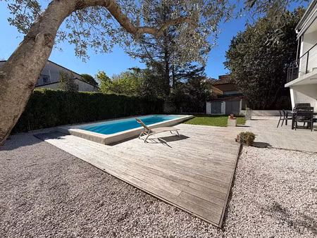 location meublée maison 5 pièces 162.1 m² à montpellier (34000)  3 450 €