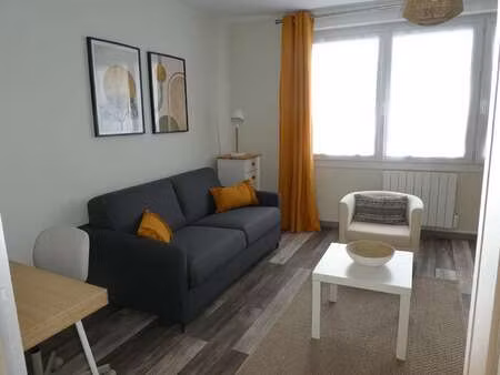 location appartement t1 meublé à cholet (49300) : à louer t1 meublé / 30m² cholet
