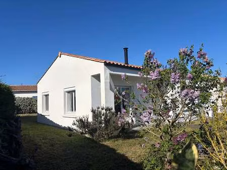 vente maison à brem-sur-mer (85470) : à vendre / 60m² brem-sur-mer