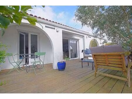 vente maison aux sables-d'olonne (85100) : à vendre / 121m² les sables-d'olonne