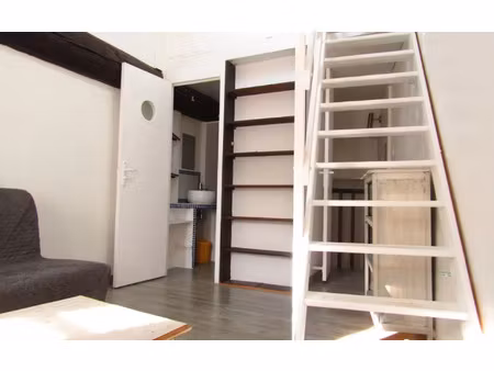 location maison  m² t-2 à pomérols  430 €