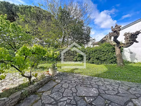 bordeaux pellegrin - maison 3 chambres et un studio avec jar