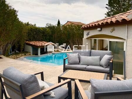 villa t4 avec piscine  grand chalet
