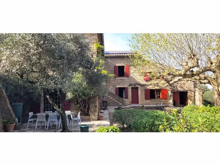 a vendre mas rénové 5 chambres avec gite 4 pers et piscine sur 1 5ha de terrain