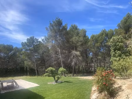 belle maison contemporaine t5 piscine et dependances a vendr