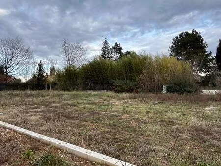 terrain constructible viabilisé à vendre
