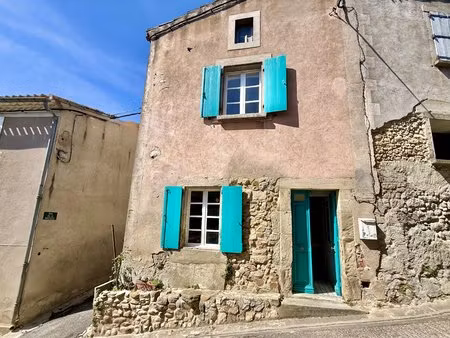 maison de caractère situé dans une village charmante