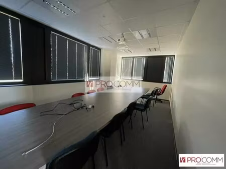 location bureaux 103 m²