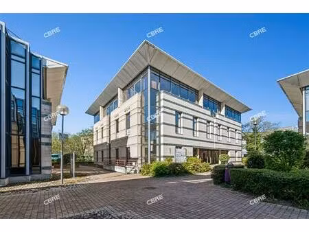 location bureau gennevilliers 184 m²