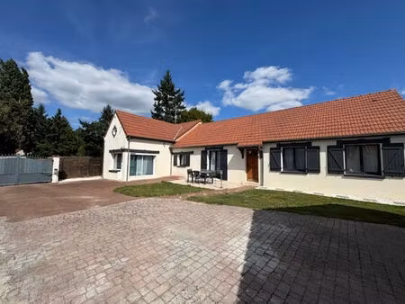 maison fleury les aubrais 165 m²