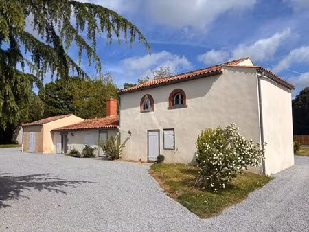 à louer maison 150 m² – 1 090 € |la boissière-des-landes