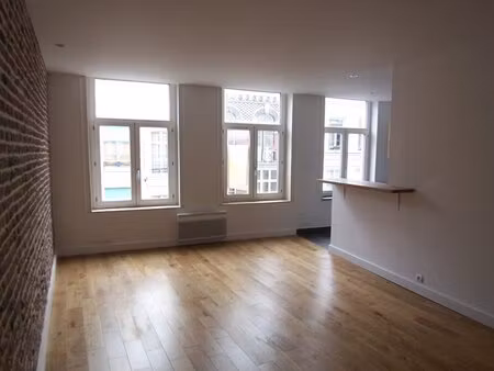 à louer appartement 65 m² – 1 046 € |lille