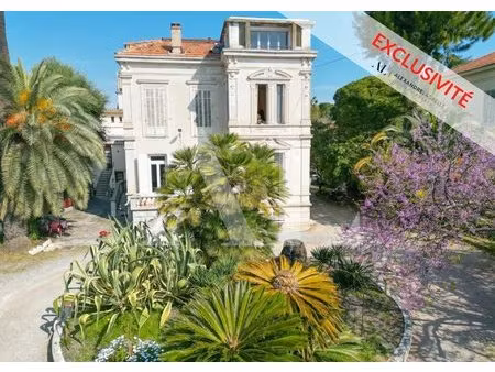 propriété de caractère