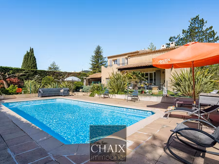 villa d'exception à saint-zacharie