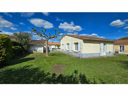 maison 4 pièces 65 m² à vendre / acheter civray 86400 ? | era immobilier