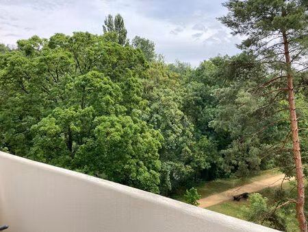 appartement 4 pièce(s)