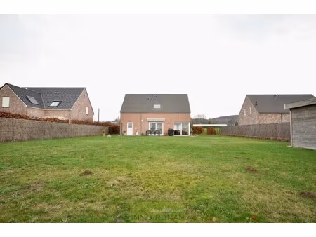 huis te huur in mont-de-l'enclus met 3 slaapkamers