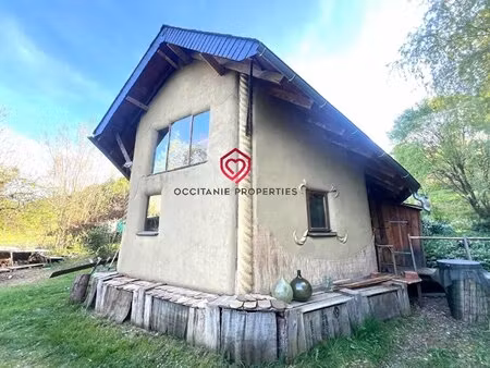 havre écologique esprit loft avec terrain et source