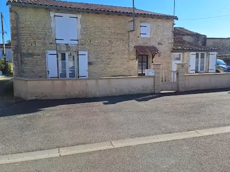 vente maison 4 pièces 85 m² à saint-hilaire-la-palud (79210)  141 500 €