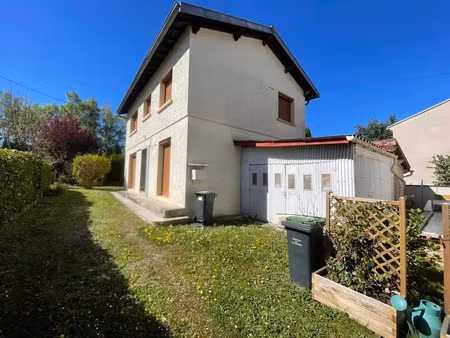 vente maison 5 pièces 106 m² à lavelanet (09300)  129 000 €
