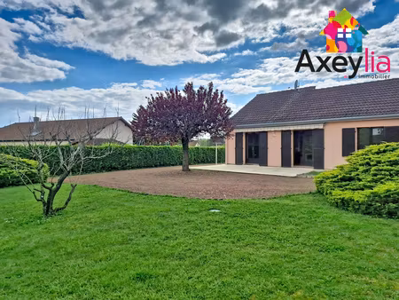 à vendre - 3mn de charlieu - maison plain-pied avec terrain