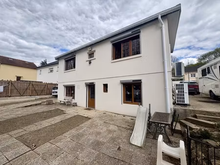 maison 6 pièces - 119 m²