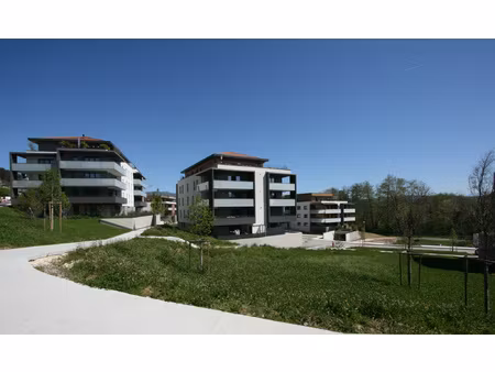 location appartement 4 pièces 82m² allonzier la caille 74350