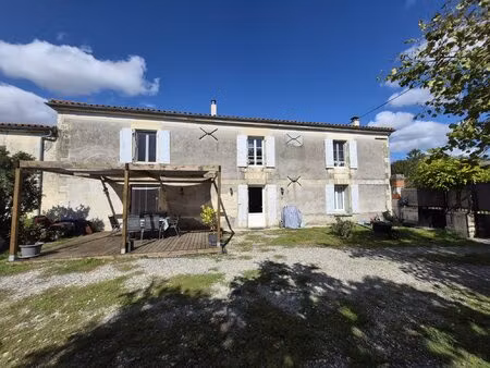 achat maison 7 pièces 224m² villeneuve la comtesse 17330