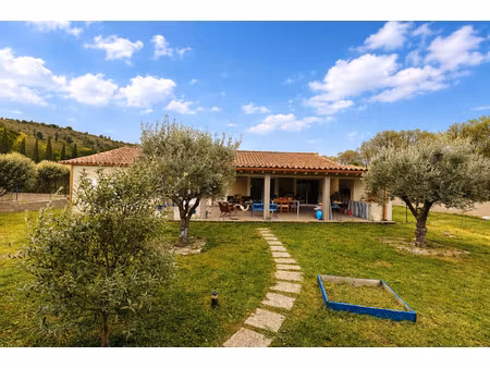 proche couiza-villa moderne de 136m2 avec jardin arboré terr