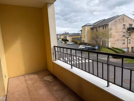 appartement t2 à rodez avec terrasse parking